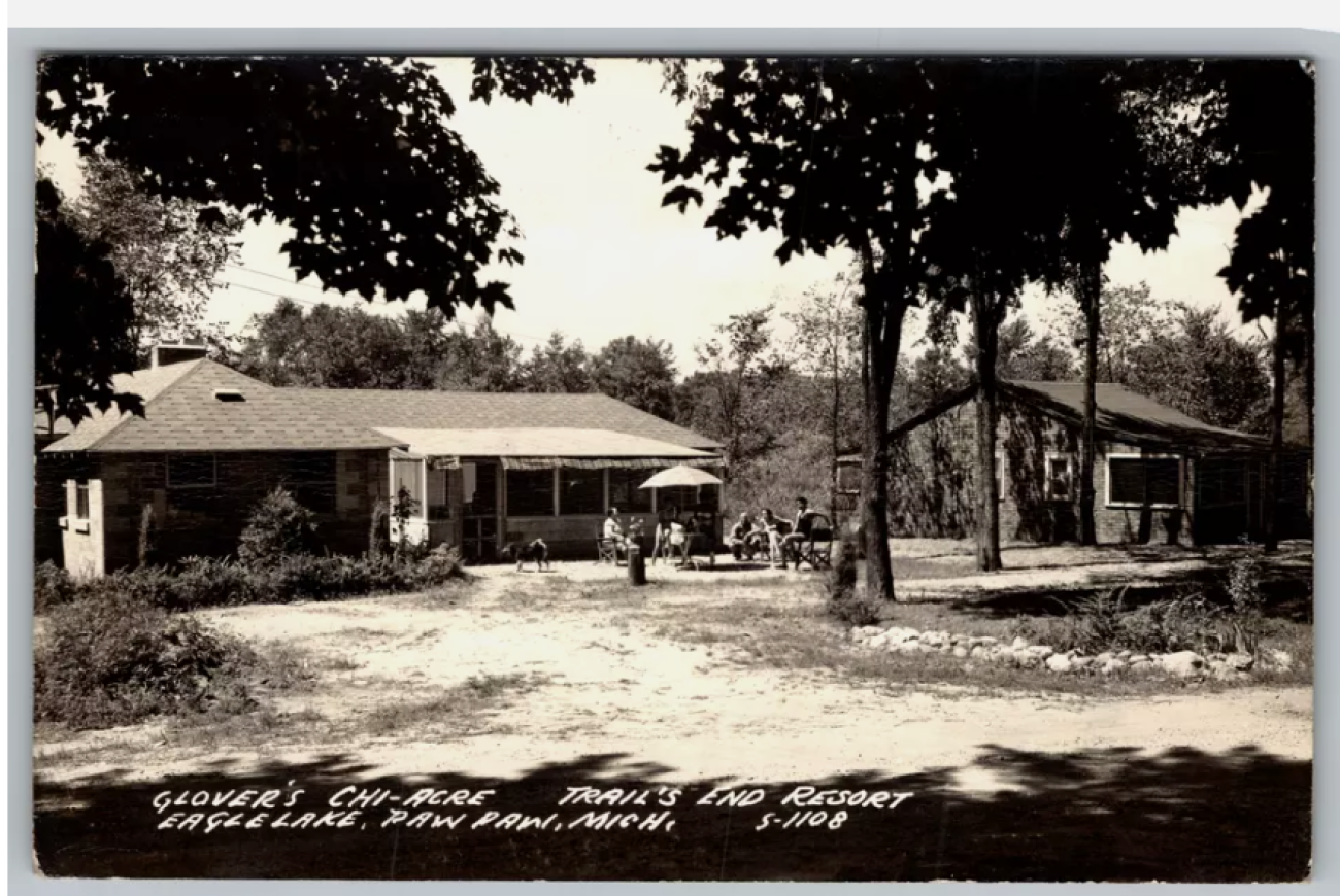 A historic photo of Glover’s Chi Acres, Paw Paw, Michigan. 