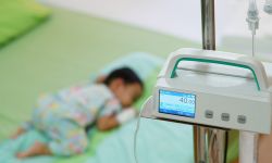 child in er bed